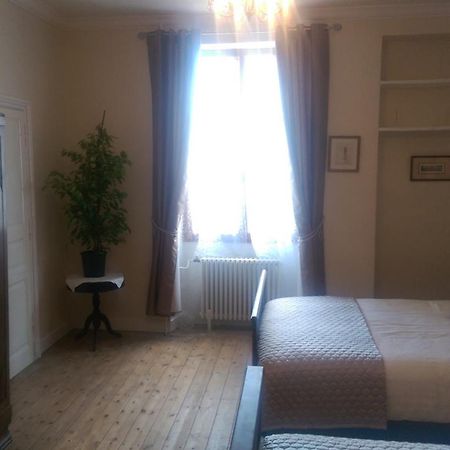 Bed and Breakfast Vingt Grand Rue Champagne-Mouton Номер фото