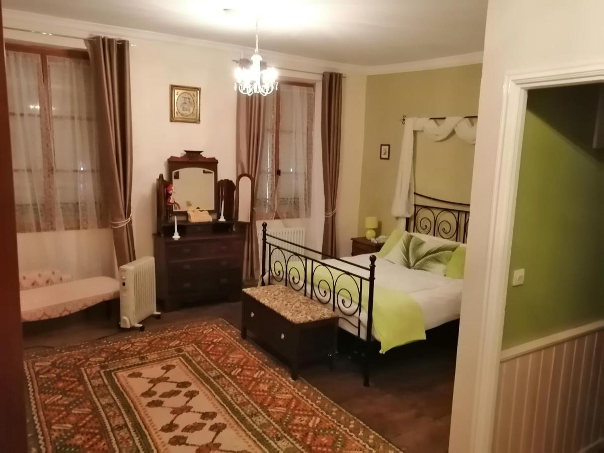 Bed and Breakfast Vingt Grand Rue Champagne-Mouton Экстерьер фото